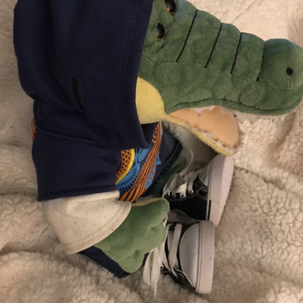 Stuffed Alligator🐊 - Picture 2 of 6